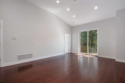 735 Bagley Avenue SE #8, East Grand Rapids, MI 49506 - Photo 9