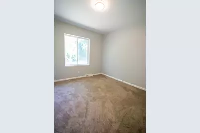 3066 W Huron Street, Waterford, MI 48328 - Photo 27