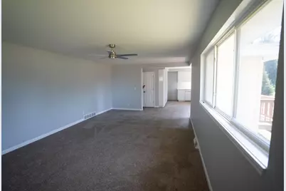 3066 W Huron Street, Waterford, MI 48328 - Photo 21