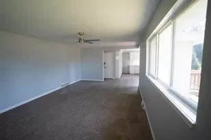 3066 W Huron St, Waterford, MI 48328 - Photo 21