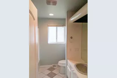 3066 W Huron Street, Waterford, MI 48328 - Photo 23