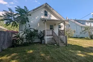 18736 Huron River Dr, New Boston, MI 48164 - Photo 9