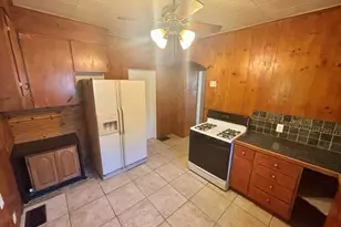 527 Cedar St NE, Grand Rapids, MI 49503 - Photo 9