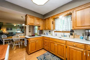 3215 Meade Ct, Saint Joseph, MI 49085 - Photo 9