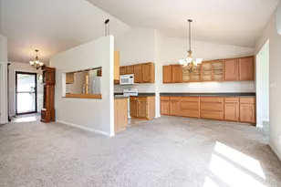 90 Oakdale Ln, Coldwater, MI 49036 - Photo 3