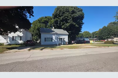 207 N Rath Avenue, Ludington, MI 49431 - Photo 1