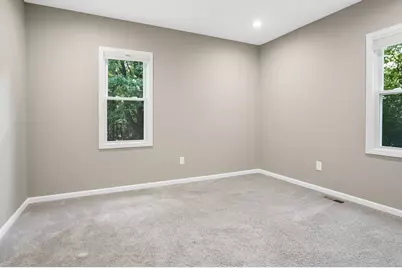 6044 Davison Road, Burton, MI 48509 - Photo 13