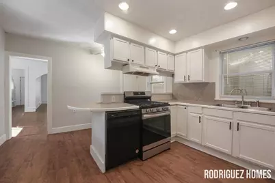 423 Shirley Street NE, Grand Rapids, MI 49503 - Photo 7