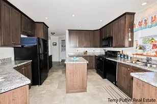 261 Taffy Ln, Muskegon, MI 49442 - Photo 9