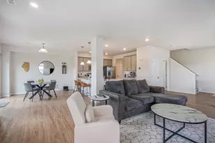 1206 Salt Springs Dr, Saline, MI 48176 - Photo 5