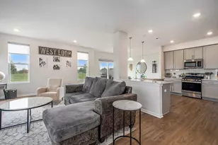 1206 Salt Springs Dr, Saline, MI 48176 - Photo 5