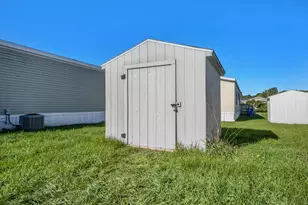 1391 Shadowridge Dr, Wayland, MI 49348 - Photo 15