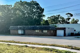 375 W Sherman Blvd, Muskegon, MI 49444 - Photo 1