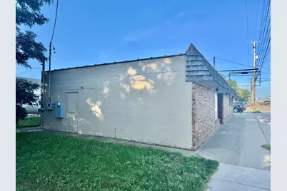 375 W Sherman Boulevard, Muskegon, MI 49444 - Photo 3