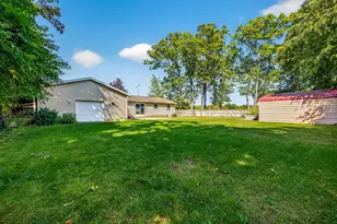 2060 N Roberts Rd, Muskegon, MI 49445 - Photo 29