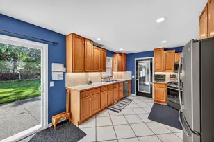 2060 N Roberts Rd, Muskegon, MI 49445 - Photo 5