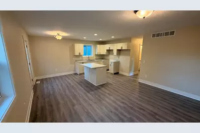 438 E Isabella Avenue, Muskegon, MI 49442 - Photo 5