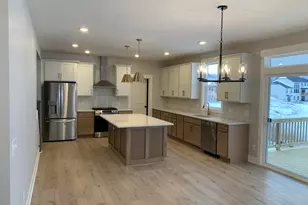 10487 Poppy Ln, Allendale, MI 49401 - Photo 5