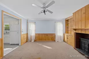 1043 Floral Ave SE, East Grand Rapids, MI 49506 - Photo 7