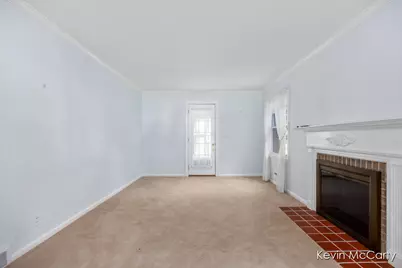 1043 Floral Avenue SE, East Grand Rapids, MI 49506 - Photo 3