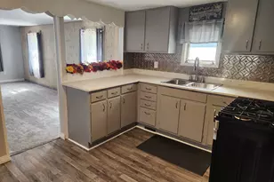 1873 Valley St, Muskegon, MI 49442 - Photo 7