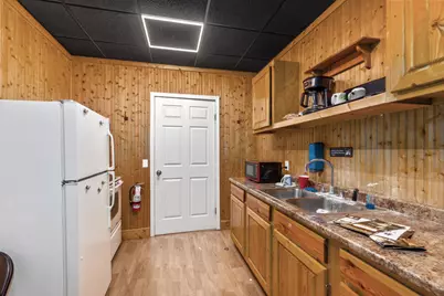 122 W Superior Street, Wayland, MI 49348 - Photo 13