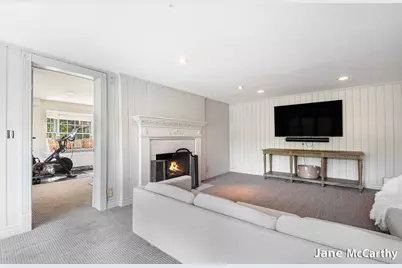 270 Lakeside Dr SE, East Grand Rapids, MI 49506 - Photo 47