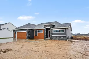 1615 Round Barn Dr, Hudsonville, MI 49426 - Photo 3