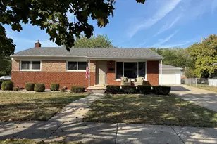 1934 Pinetree Dr, Trenton, MI 48183 - Photo 45