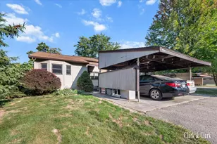 2630 Chatham Woods Dr SE, Grand Rapids, MI 49546 - Photo 17