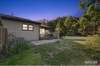 2630 Chatham Woods Drive SE, Grand Rapids, MI 49546 - Photo 19