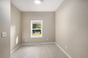 3192 W Michigan Ave, Battle Creek, MI 49037 - Photo 9