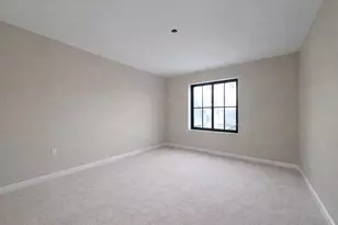 23379 Primrose Ln, Brownstown, MI 48183 - Photo 15