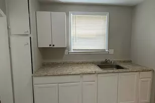 8289 Terry St, Detroit, MI 48228 - Photo 11