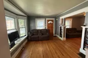 1009 Adams St SE, Grand Rapids, MI 49507 - Photo 3