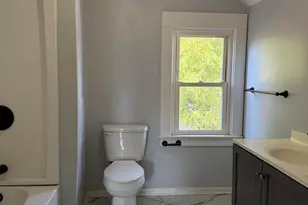 723 Capital Ave NE, Battle Creek, MI 49017 - Photo 11