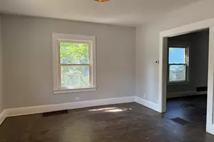 723 Capital Ave NE, Battle Creek, MI 49017 - Photo 5