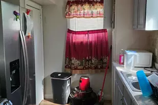 12950 Glastonbury Ave, Detroit, MI 48223 - Photo 5