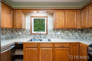 219 Alpine St, Wayland, MI 49348 - Photo 9