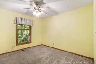 15843 Brucker St, Grand Haven, MI 49417 - Photo 27