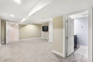 15843 Brucker St, Grand Haven, MI 49417 - Photo 33