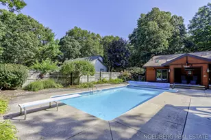 15843 Brucker St, Grand Haven, MI 49417 - Photo 5