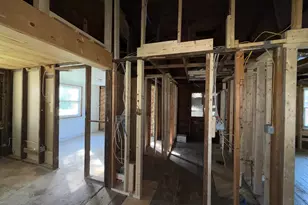 81 Taylor Ave, Battle Creek, MI 49037 - Photo 27