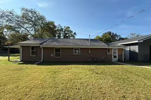 81 Taylor Ave, Battle Creek, MI 49037 - Photo 3