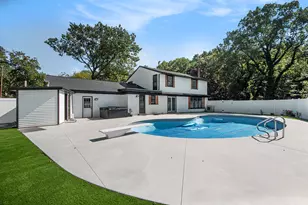 4085 Quainton Rd, Norton Shores, MI 49441 - Photo 23