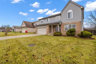 53111 Pine Creek Dr, Chesterfield, MI 48047 - Photo 3