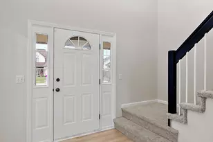 53111 Pine Creek Dr, Chesterfield, MI 48047 - Photo 5