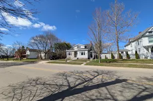 309 N Main St, Scottville, MI 49454 - Photo 3