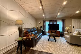 2500 Mann Rd, Clarkston, MI 48346 - Photo 9