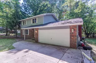 110 Carpenter Blvd, Roscommon, MI 48653 - Photo 3